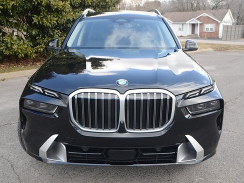 Used 2025 BMW X7 xDrive40i AWD/4WD image 9