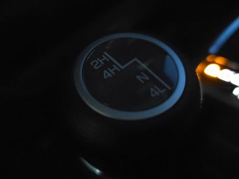 Used 2021 Jeep Gladiator Willys image 37