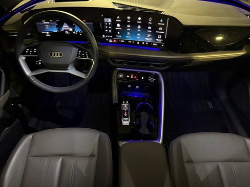 Certified 2025 Audi Q5 Premium Plus w/ Premium Plus image 23