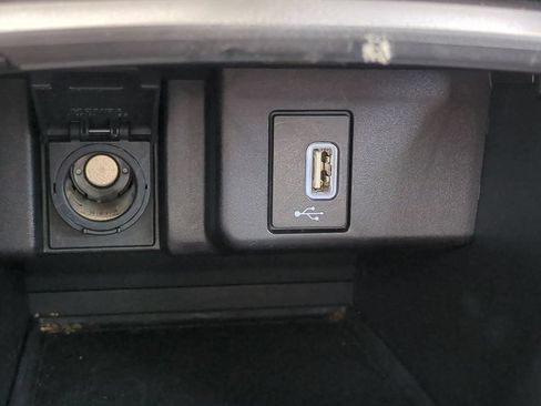 Used 2018 Honda Accord LX image 24