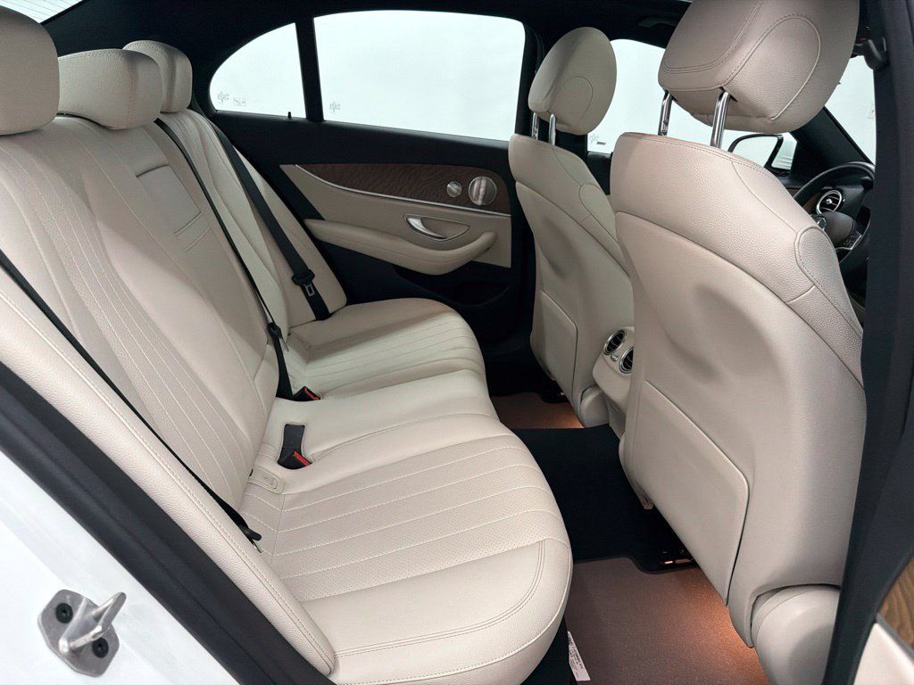 Certified 2023 Mercedes-Benz E 350 4MATIC Sedan image 28