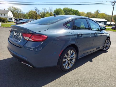 Used 2015 Chrysler 200 S w/ Navigation & Sound Group I AWD/4WD image 4