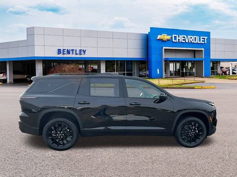 New 2026 Chevrolet Traverse LT w/ Midnight/Sport Edition image 6