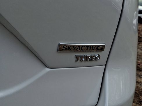 New 2025 MAZDA CX-5 Signature image 13