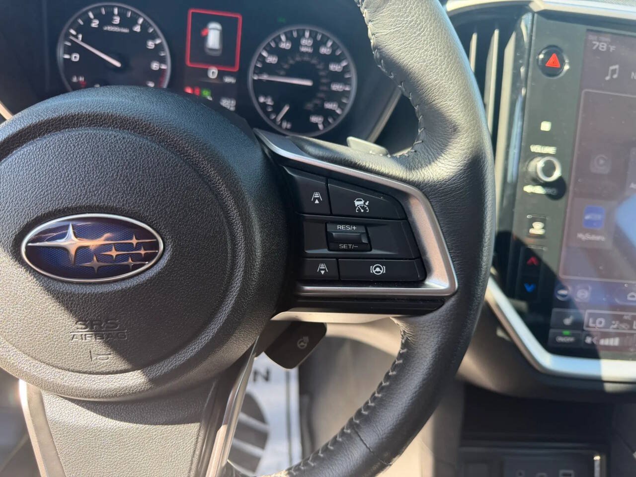 Used 2023 Subaru Ascent Limited AWD/4WD image 24