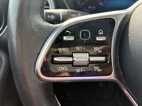 Certified 2021 Mercedes-Benz GLC 300 4MATIC w/ Premium Package image 8