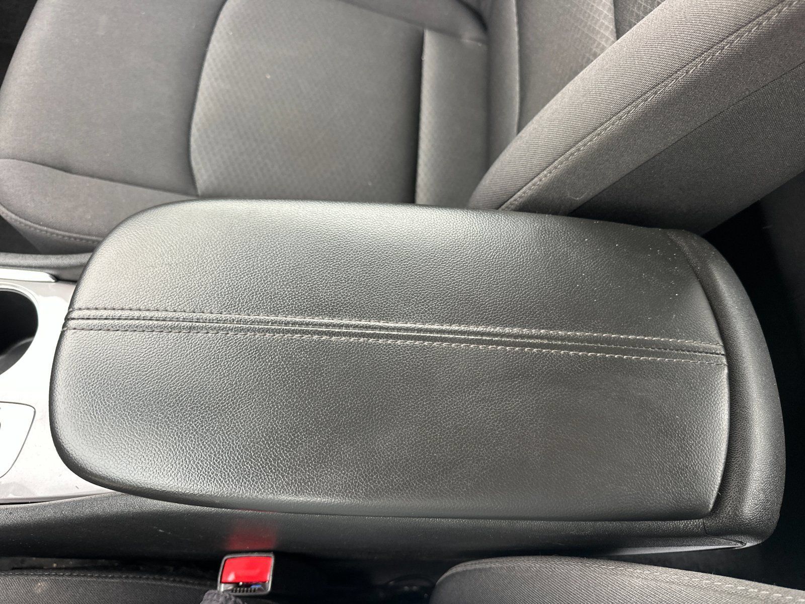 Used 2025 Chevrolet Malibu LT FWD image 22