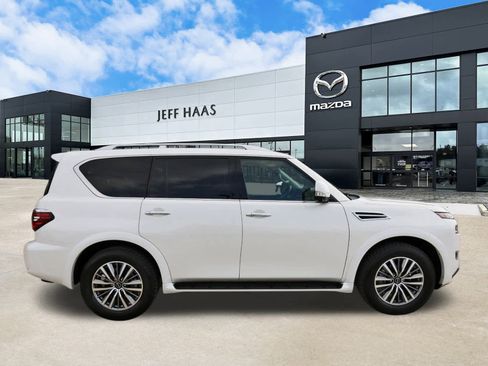 Used 2024 Nissan Armada SL w/ Cargo Package image 5