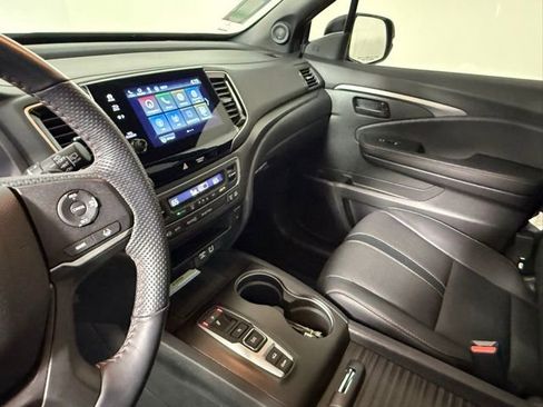 Used 2022 Honda Passport TrailSport image 28