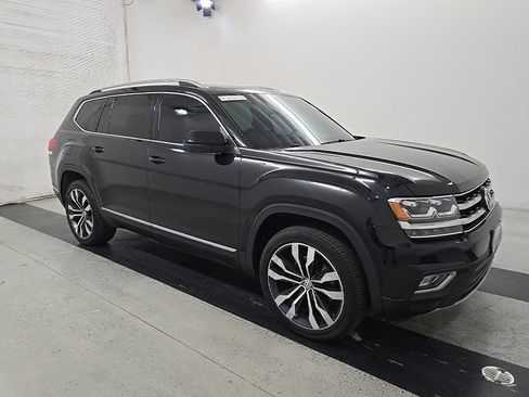 Used 2019 Volkswagen Atlas SEL Premium AWD/4WD image 6