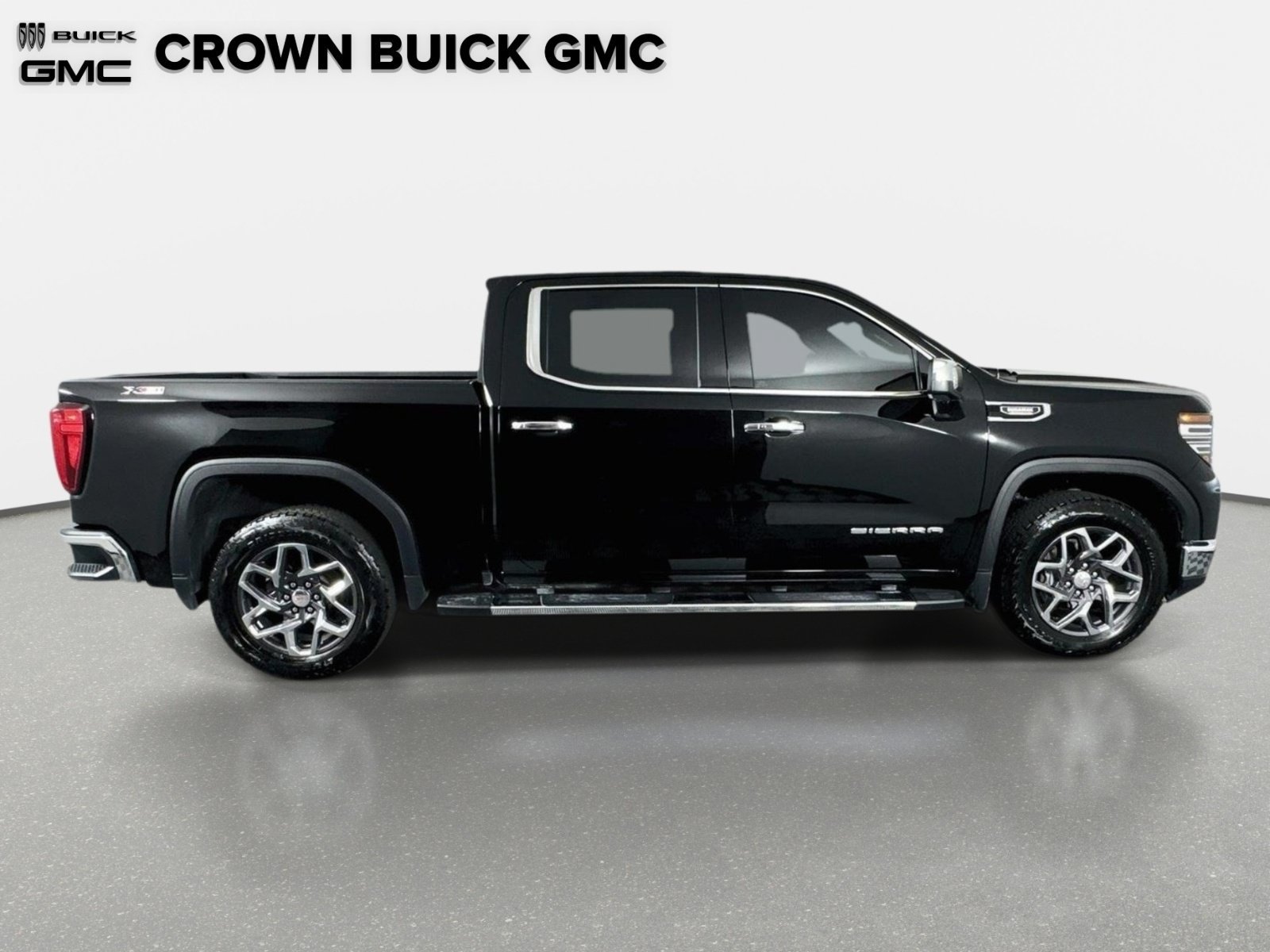 Certified 2026 GMC Sierra 1500 SLT w/ SLT Premium Plus Package AWD/4WD image 4