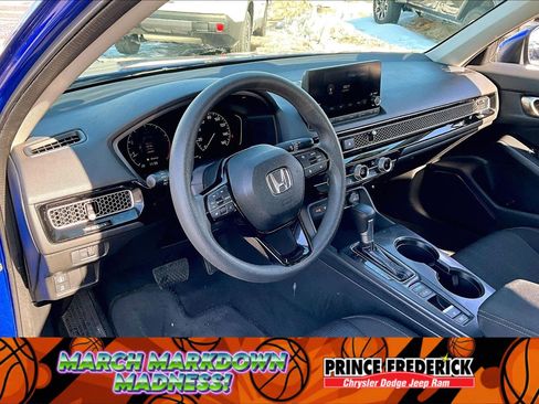 Used 2022 Honda Civic LX image 11