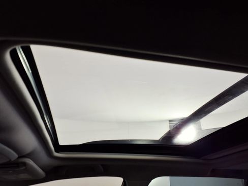 Used 2023 Subaru Forester Premium image 11