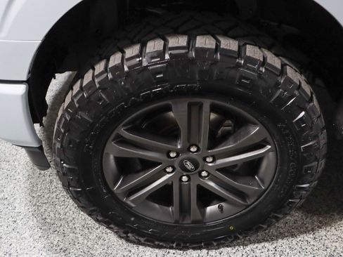 Used 2022 Ford F150 Lariat w/ Equipment Group 502A High image 12