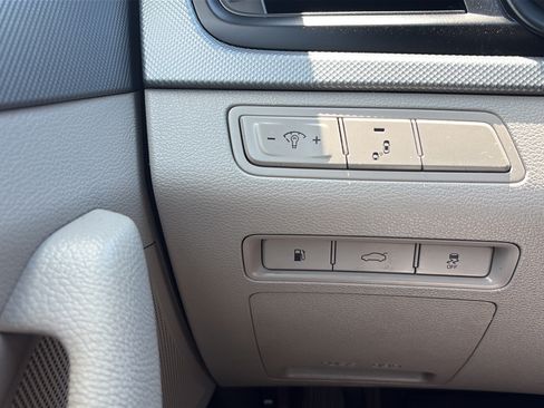 Used 2018 Hyundai Sonata SEL FWD image 25