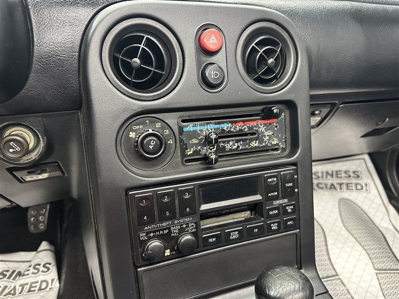 Used 1990 MAZDA MX-5 Miata RWD image 27