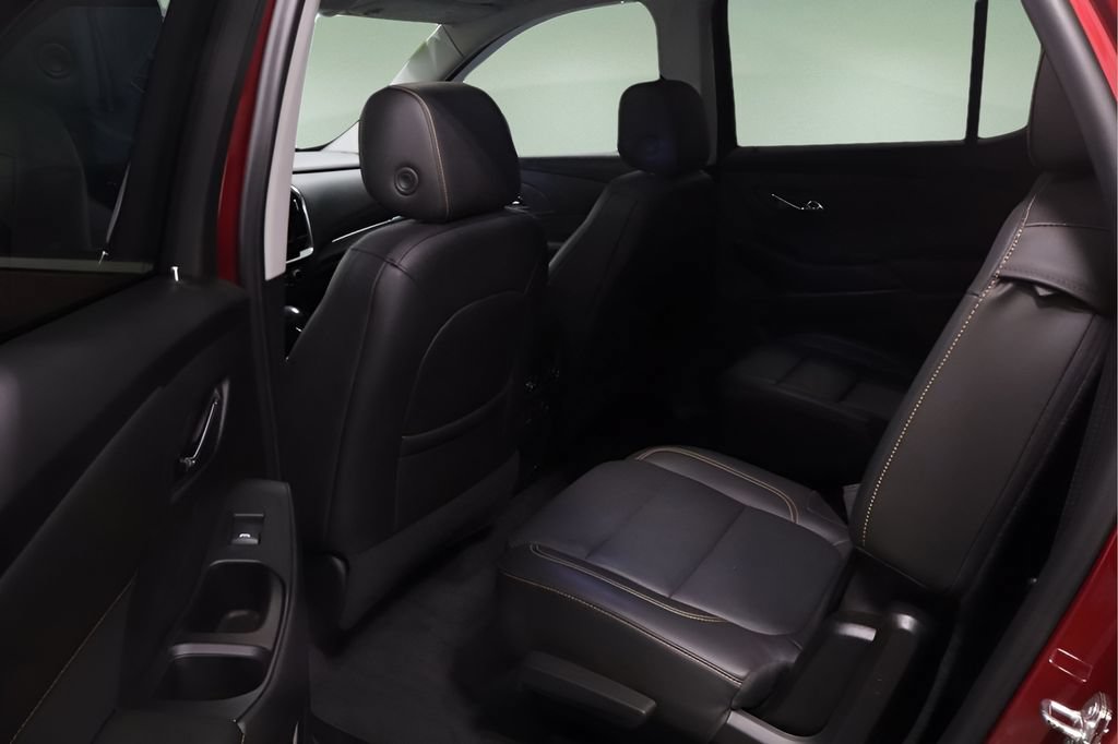 Used 2021 Chevrolet Traverse Premier FWD image 10