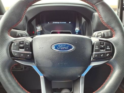 Used 2025 Ford Explorer ST-Line AWD/4WD image 27