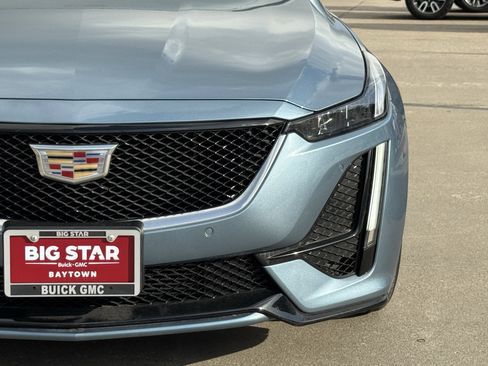 Used 2023 Cadillac CT5 Sport RWD image 5