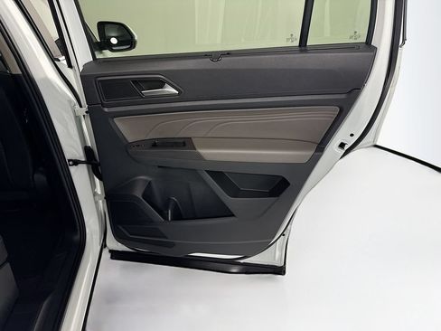 Used 2022 Volkswagen Atlas SE FWD image 28