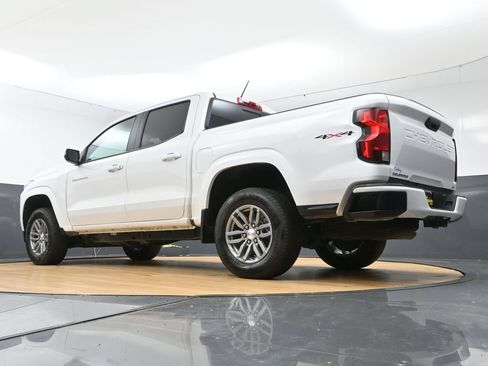 Used 2024 Chevrolet Colorado LT w/ LT Convenience Package AWD/4WD image 51