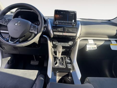 New 2026 Mitsubishi Eclipse Cross SE image 11