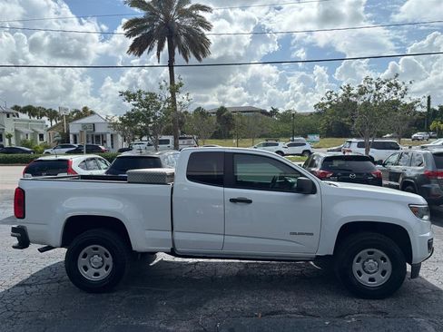 Used 2018 Chevrolet Colorado W/T RWD image 6