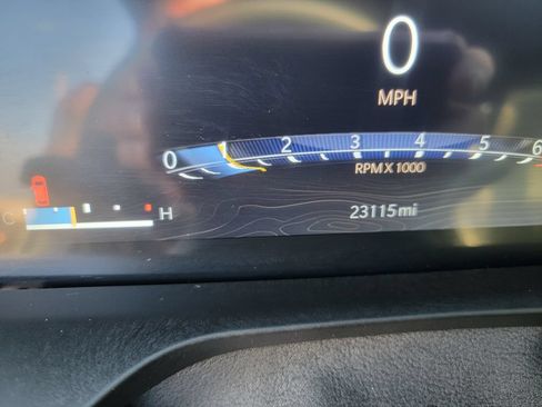 Used 2023 Jeep Grand Cherokee Altitude RWD image 19