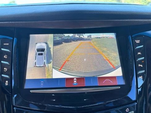 Used 2017 Cadillac Escalade Premium Luxury image 24