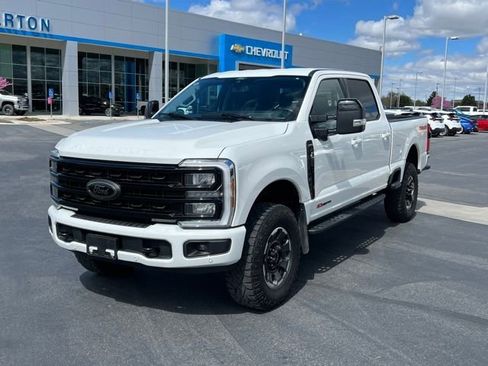 Used 2024 Ford F350 Lariat w/ Lariat Ultimate Package AWD/4WD image 12
