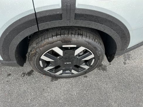 New 2027 Kia Telluride S w/ Towing Package AWD/4WD image 9