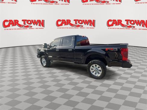 Used 2022 Ford F250 Platinum w/ FX4 Off-Road Package image 6