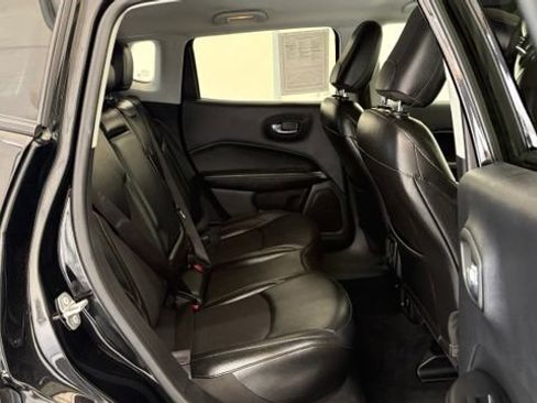 Used 2020 Jeep Compass Latitude FWD image 25