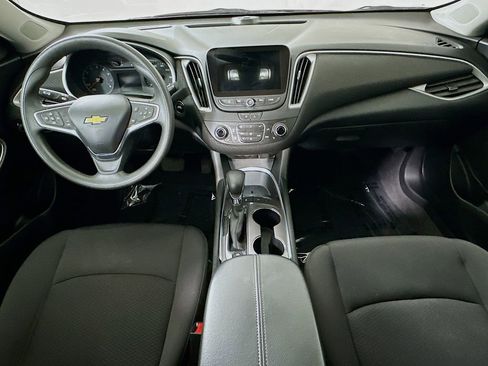 Used 2022 Chevrolet Malibu LT image 16