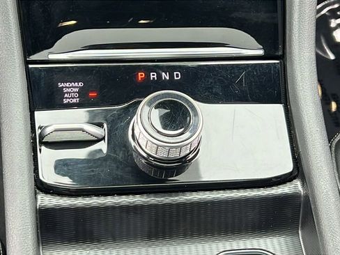 Used 2024 Jeep Grand Cherokee L Limited w/ Luxury Tech Group II image 24