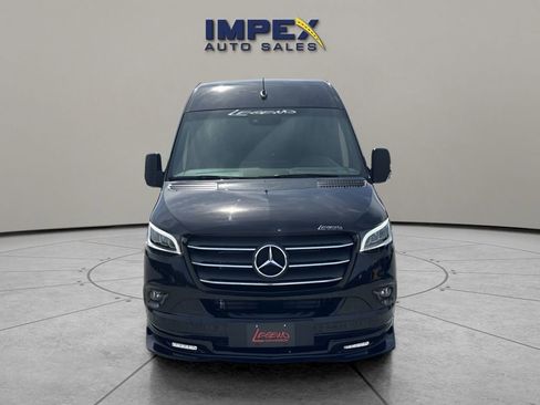 Used 2024 Mercedes-Benz Sprinter 3500 image 8
