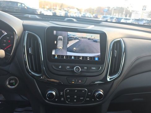 Used 2022 Chevrolet Equinox RS w/ RS Leather Package image 20