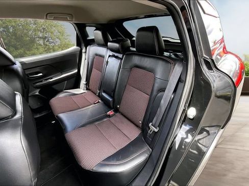 Certified 2025 Nissan Kicks SR AWD/4WD image 21