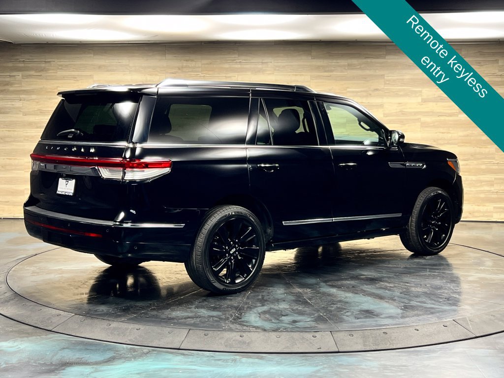 Used 2022 Lincoln Navigator Reserve AWD/4WD image 10