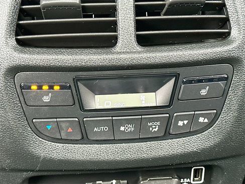 Used 2022 Honda Pilot Black Edition image 27