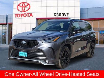 Used 2025 Toyota Highlander XSE