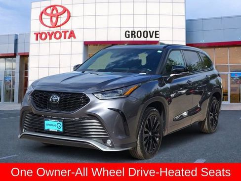 Used 2025 Toyota Highlander XSE AWD/4WD image 1