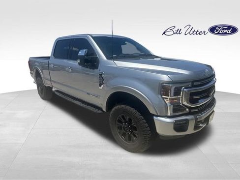 Used 2022 Ford F250 Platinum w/ Tremor Off-Road Package AWD/4WD image 3