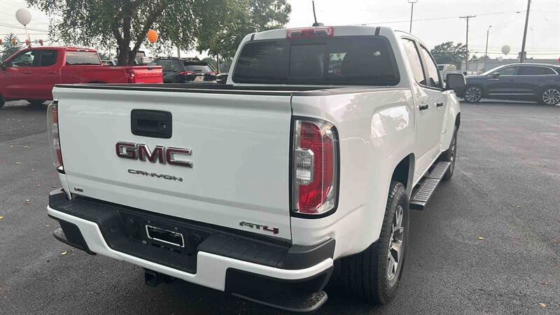 Used 2022 GMC Canyon AT4 w/ Trailering Package AWD/4WD image 9