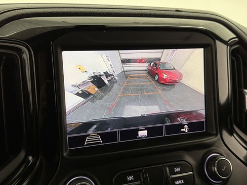 Used 2020 Chevrolet Silverado 1500 RST AWD/4WD image 18