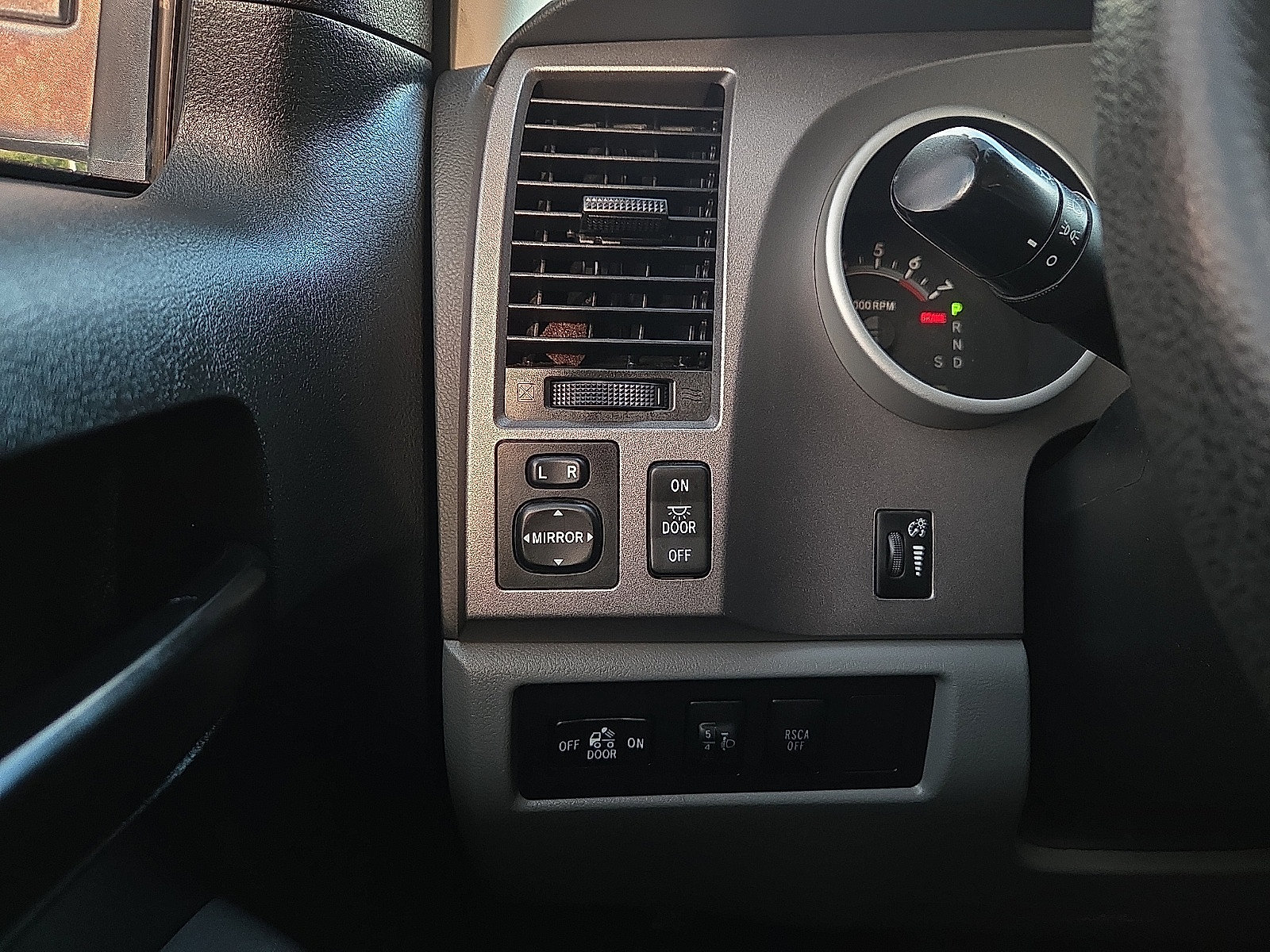 Used 2012 Toyota Tundra 4x4 CrewMax w/ TRD Off-Road Pkg image 19