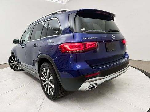Used 2021 Mercedes-Benz GLB 250 image 8