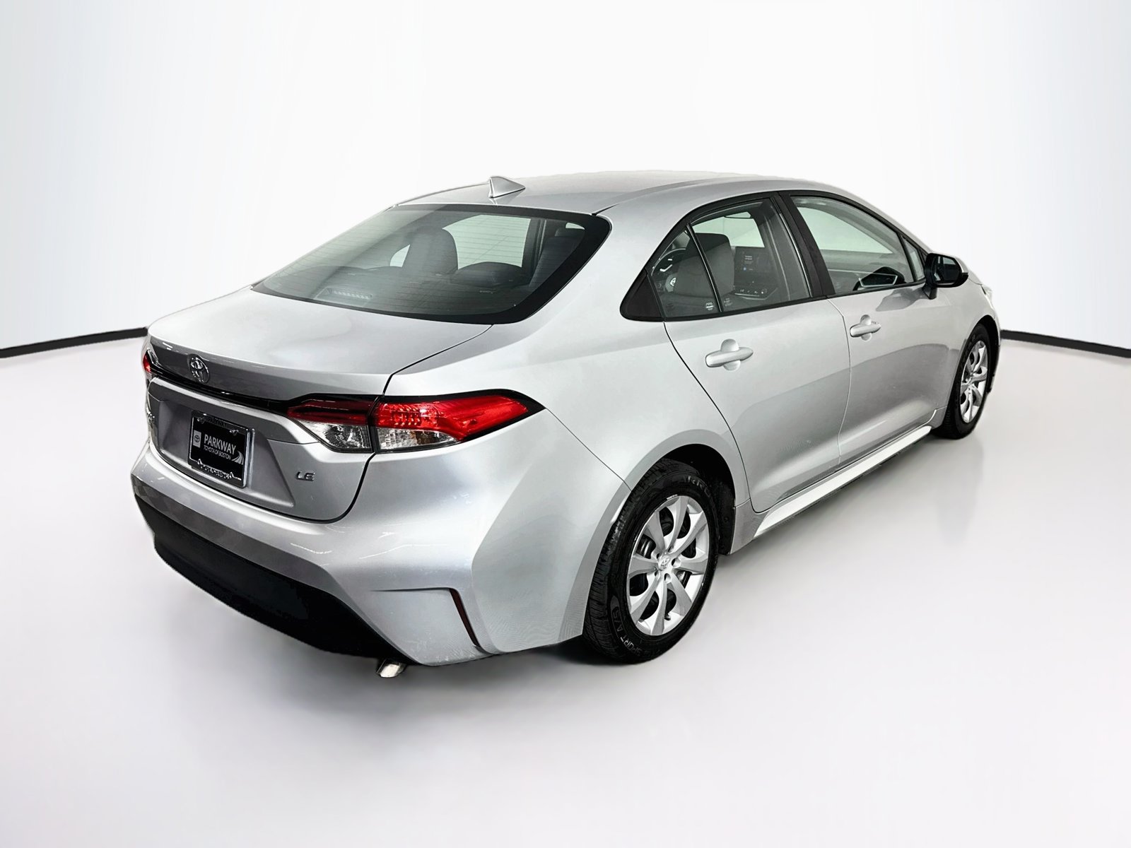 Certified 2023 Toyota Corolla LE FWD image 4