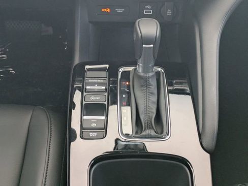 New 2025 Acura Integra image 24