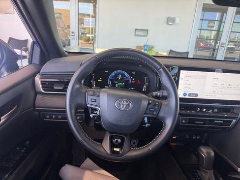 Certified 2025 Toyota Camry SE w/ Multimedia Upgrade Package image 9